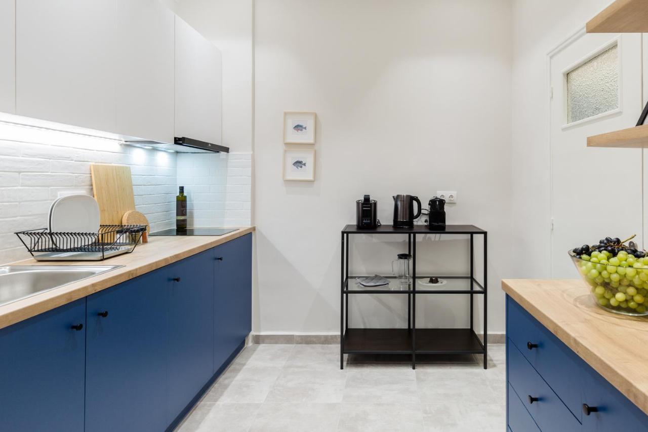 Acropolis Heart 2Bd Apartment In Plaka By Upstreet Athens Exterior photo